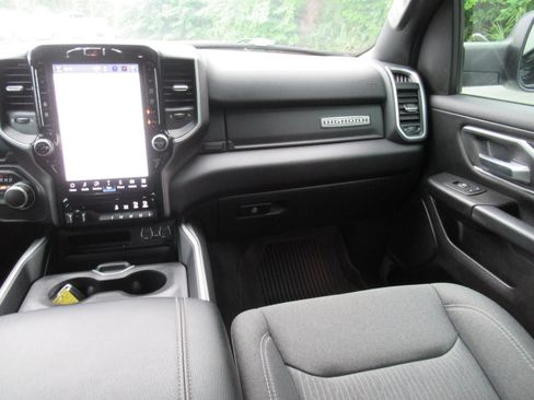 Certified 2022 RAM 1500 Big Horn AWD/4WD image 17