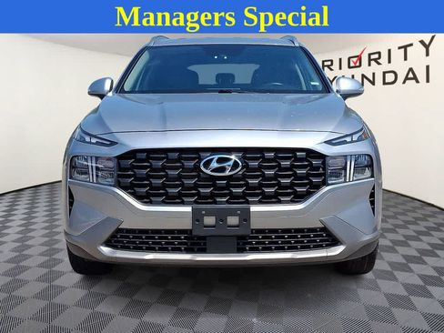 Used 2023 Hyundai Santa Fe SEL FWD image 2
