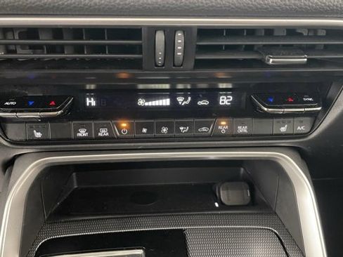 Used 2024 MAZDA CX-90 Plug-In Hybrid w/ Premium Pkg image 42