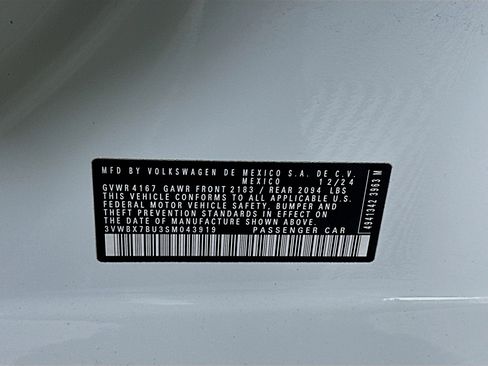 Used 2025 Volkswagen Jetta Sport image 12