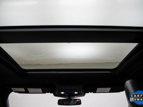 Used 2022 Ford Explorer ST w/ Equipment Group 401A image 10