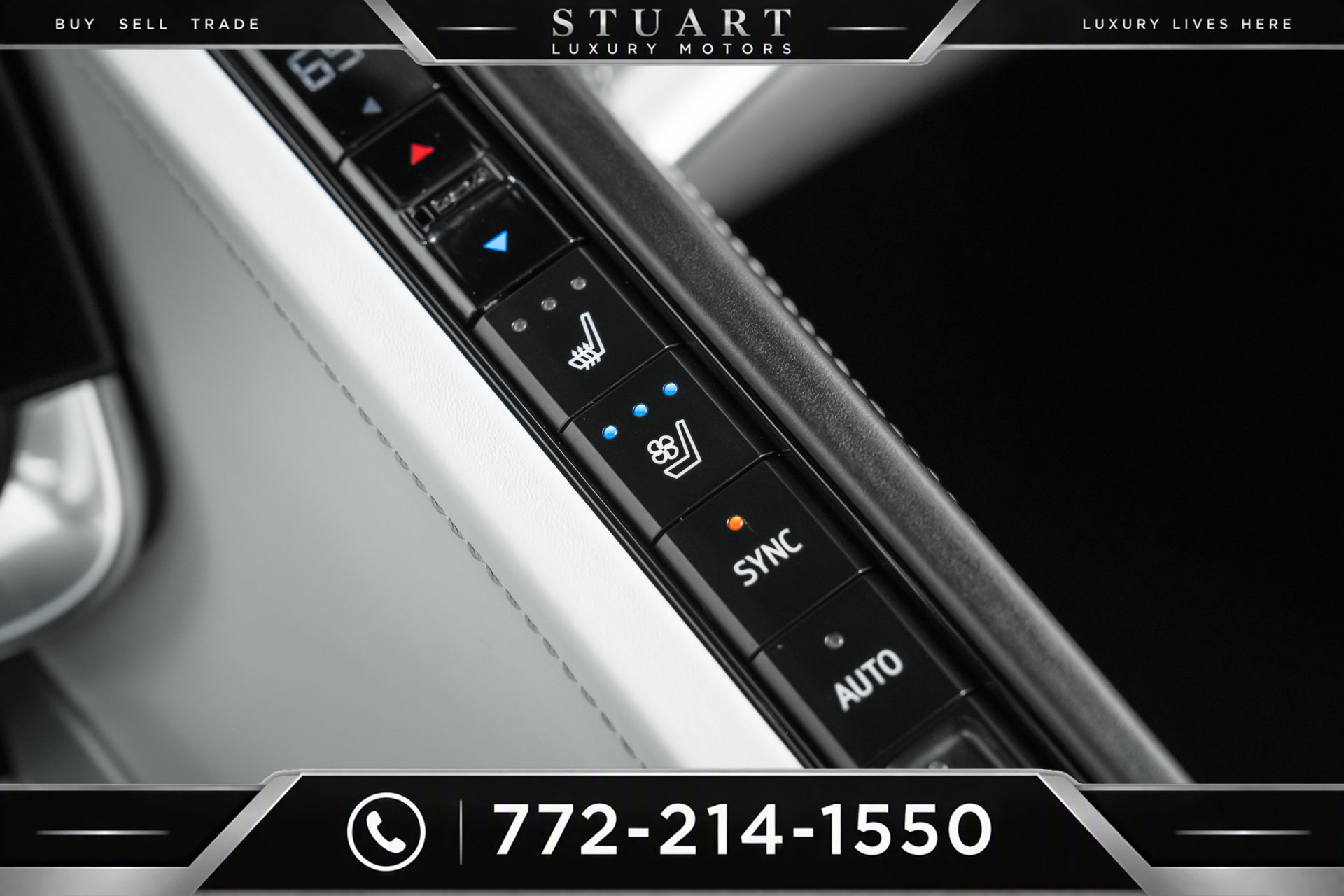Used 2021 Chevrolet Corvette Stingray Premium Cpe w/ Z51 Performance Package RWD image 29