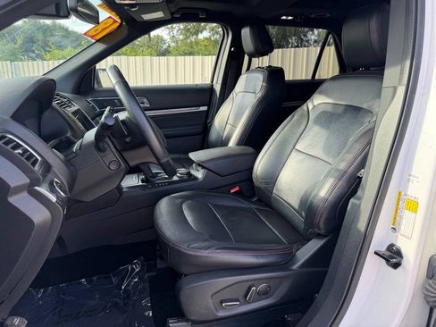 Used 2018 Ford Explorer Sport w/ Equipment Group 401A AWD/4WD image 10