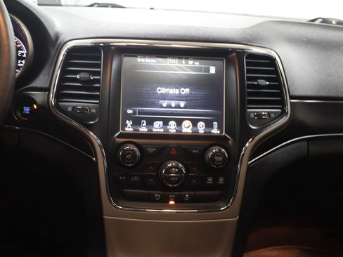 Used 2014 Jeep Grand Cherokee Limited w/ Luxury Group II image 27