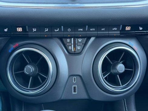 Used 2025 Chevrolet Blazer LT image 28