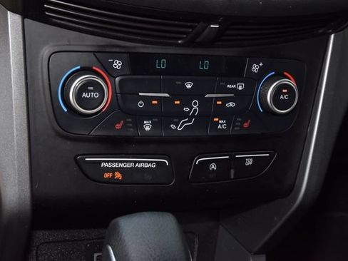 Used 2018 Ford Escape SE FWD image 29