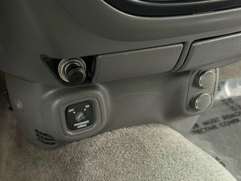 Used 2005 Toyota Tundra SR5 image 26