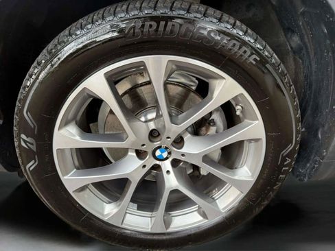 Used 2021 BMW X5 xDrive40i w/ Premium Package image 40