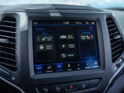 Used 2023 Jeep Cherokee Altitude Lux AWD/4WD image 21