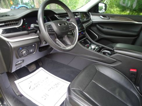Used 2022 Jeep Grand Cherokee 4WD Limited 4xe w/ Rear Seat Video Group 1 image 15