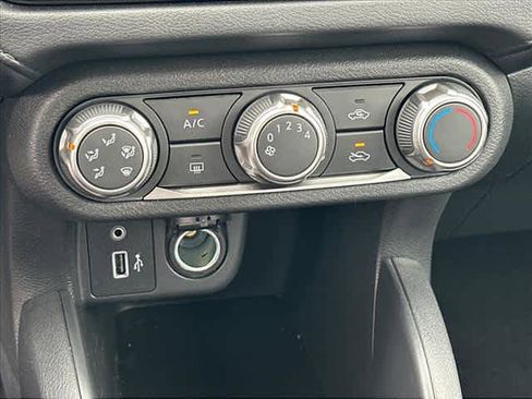 Used 2025 Nissan Versa S w/ S Plus Package FWD image 22