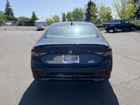 New 2026 Honda Accord Touring image 4