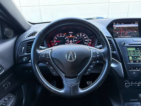 Used 2018 Acura ILX FWD image 13