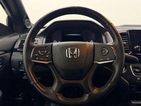 Used 2023 Honda Passport TrailSport image 14