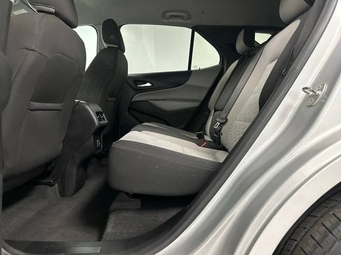 Used 2020 Chevrolet Equinox LS w/ LS Convenience Package AWD/4WD image 17