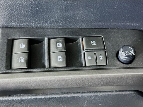 Used 2019 Toyota Tacoma TRD Off-Road image 15