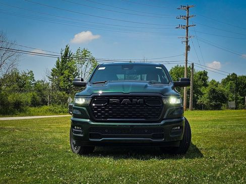 New 2026 RAM 1500 Express AWD/4WD image 10