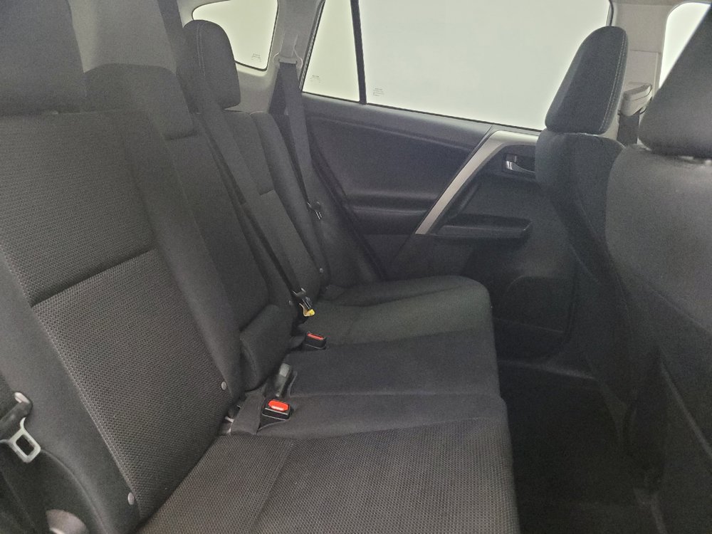 Used 2018 Toyota RAV4 XLE w/ Plus Extra Value Package AWD/4WD image 19