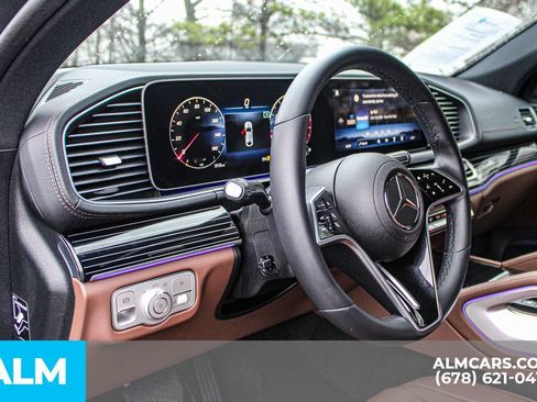 Used 2025 Mercedes-Benz GLE 450 4MATIC Coupe image 32
