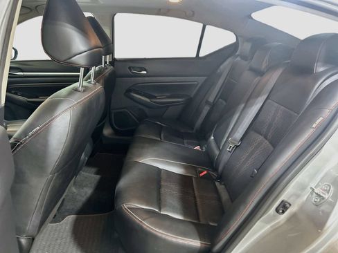 Used 2023 Nissan Altima 2.5 SR w/ SR Premium Package FWD image 23