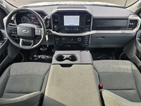 Used 2023 Ford F150 XLT w/ Trailer Tow Package image 9