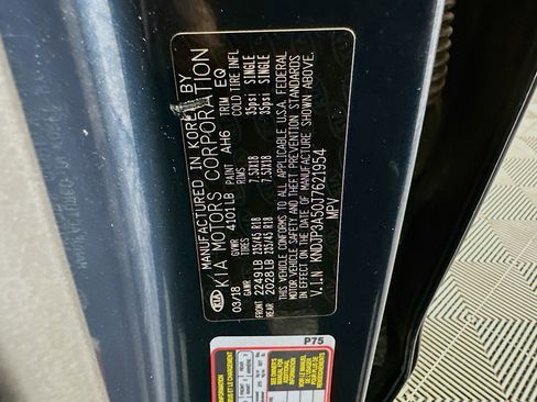 Used 2018 Kia Soul + image 12