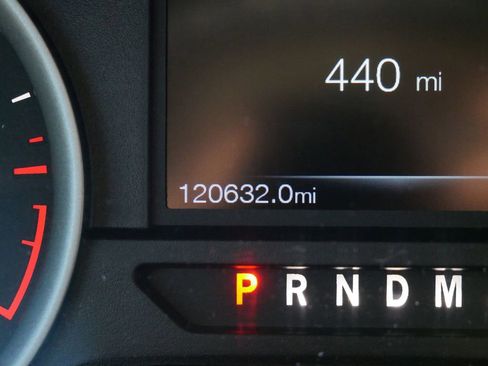 Used 2015 Ford F150 XLT w/ Equipment Group 302A Luxury image 27