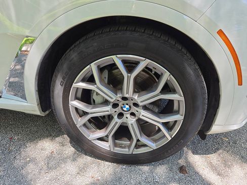 Used 2026 BMW X7 xDrive40i AWD/4WD image 18
