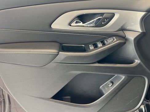 Used 2023 Chevrolet Traverse LT w/ LPO, Floor Liner Package image 9