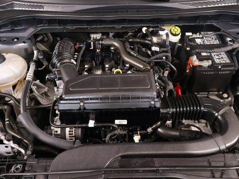 Used 2025 Ford Escape Active w/ Tech Pack #1 FWD image 19