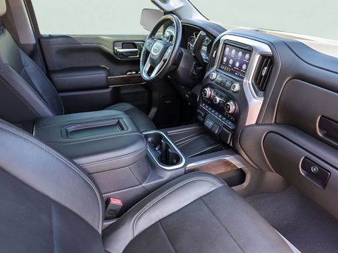 Used 2019 GMC Sierra 1500 SLT w/ SLT Premium Plus Package AWD/4WD image 33