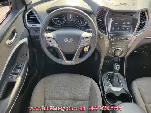 Used 2018 Hyundai Santa Fe SE w/ Cargo Package image 12