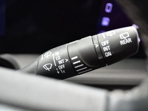 Used 2025 Buick Encore GX Preferred FWD image 21