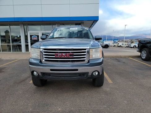 Used 2011 GMC Sierra 1500 SLT w/ All-Terrain Package image 2