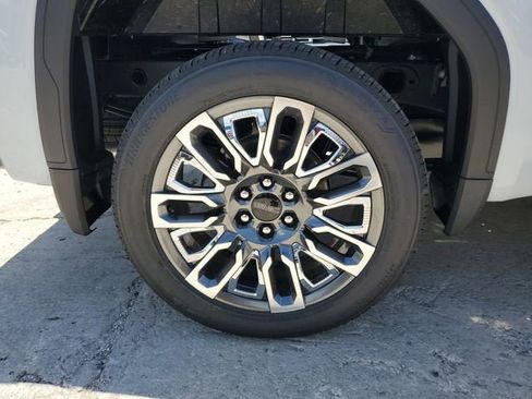 New 2026 GMC Sierra 1500 Denali Ultimate AWD/4WD image 6