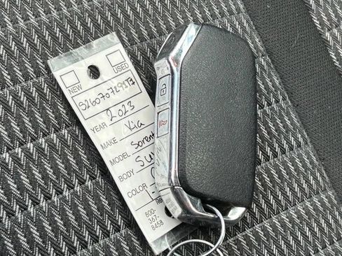 Used 2023 Kia Sorento LX FWD image 51