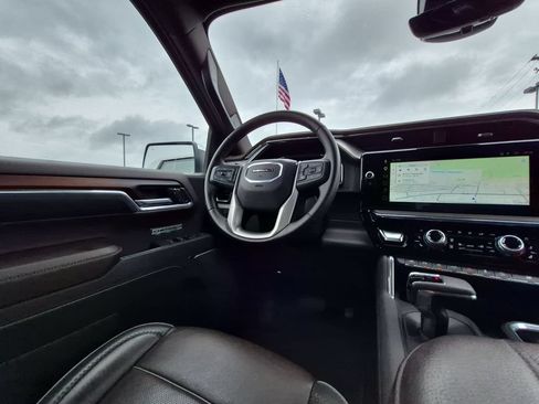 Certified 2024 GMC Sierra 1500 Denali w/ Denali Reserve Package AWD/4WD image 8