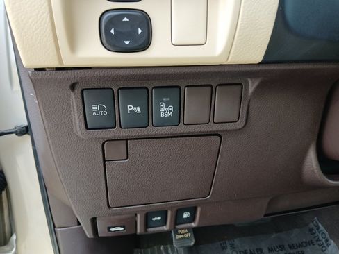 Used 2016 Lexus ES 350 w/ Luxury Package w/Wood Trim FWD image 12