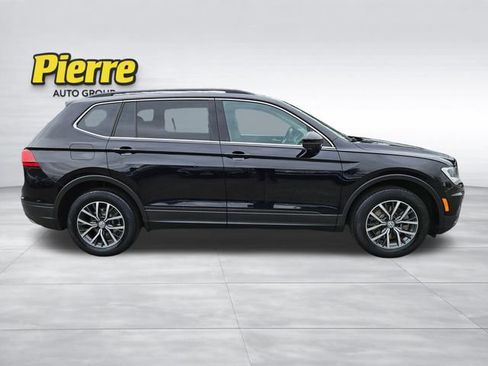 Used 2019 Volkswagen Tiguan SE w/ Panoramic Sunroof Package AWD/4WD image 6