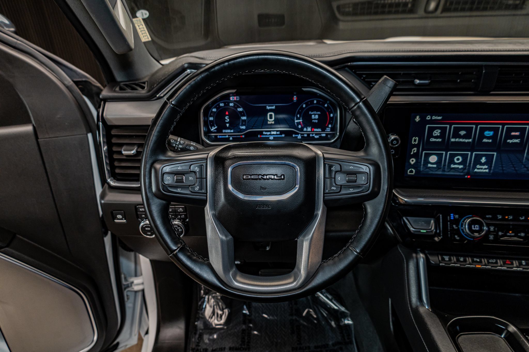 Used 2024 GMC Sierra 2500 Denali AWD/4WD image 19
