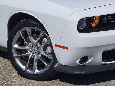 Used 2022 Dodge Challenger GT image 9