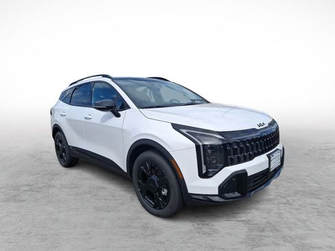 New 2026 Kia Sportage X-Line w/ X-Line Premium Package image 3