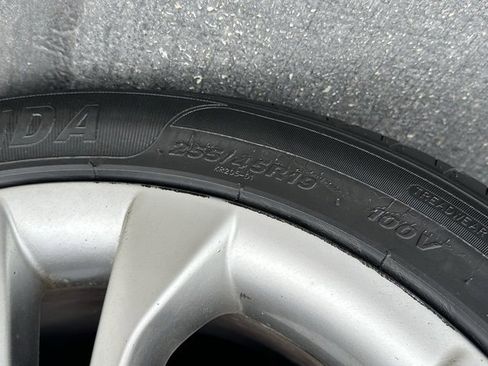 Used 2013 Ford Taurus SHO image 38