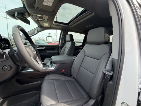 New 2026 GMC Sierra 1500 SLT w/ SLT Premium Plus Package AWD/4WD image 4