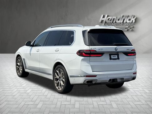 Used 2023 BMW X7 xDrive40i w/ Premium Package AWD/4WD image 9