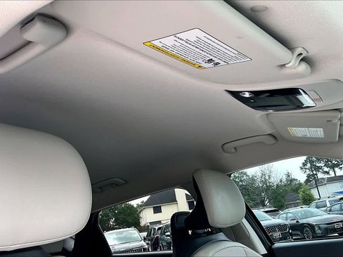 Used 2023 Kia EV6 Wind RWD image 12