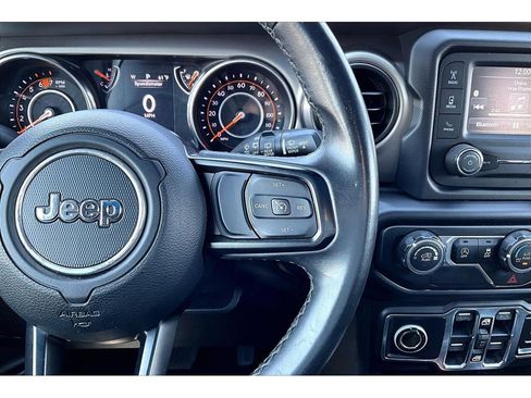Used 2019 Jeep Wrangler Unlimited Sport S AWD/4WD image 12