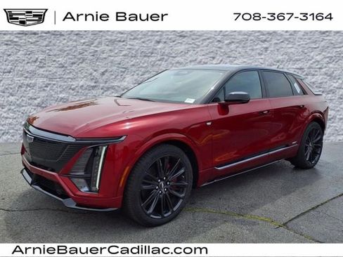 New 2026 Cadillac Lyriq V w/ LPO, Floor Liner Package image 10