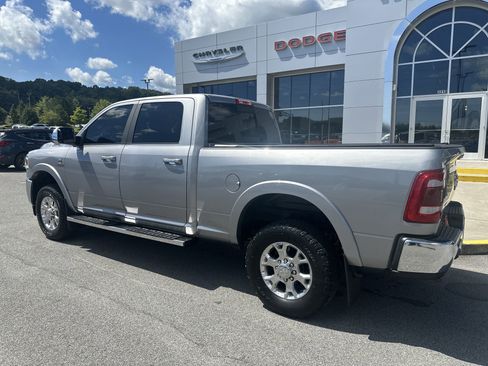 Used 2022 RAM 2500 Laramie image 10