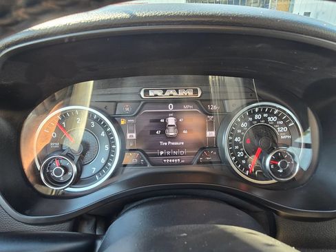 Used 2020 RAM 1500 Big Horn AWD/4WD image 19